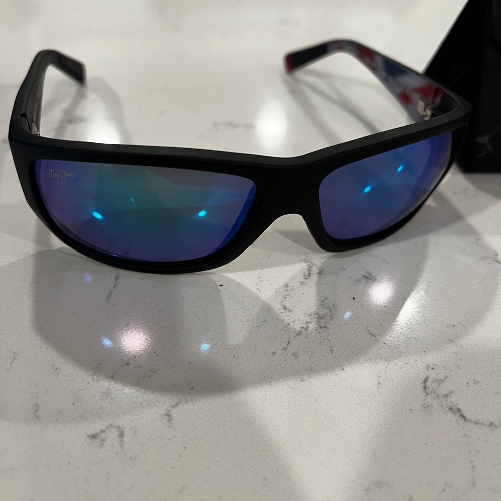 Maui Jim Wassup Hawaii Edition Wrap sunglasses.
